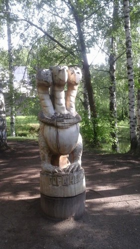 Змей горыныч музея зодчества в Костроме