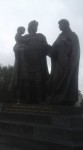 Памятник Александру Невскому с женой и сыном