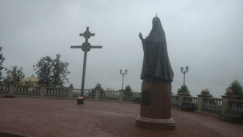Памятник патриарху Алексию